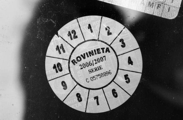 Rovinieta, platita prin SMS si de abonatii Digi Mobil