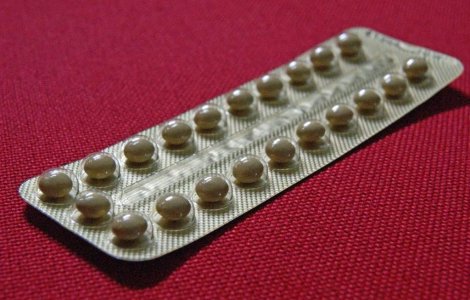 Studiu: Pilula contraceptiva previne cancerul uterin