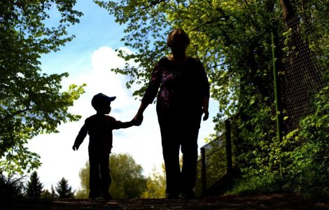  Top  Vedete cu suflet mare! Celebritati care au devenit parinti adoptivi