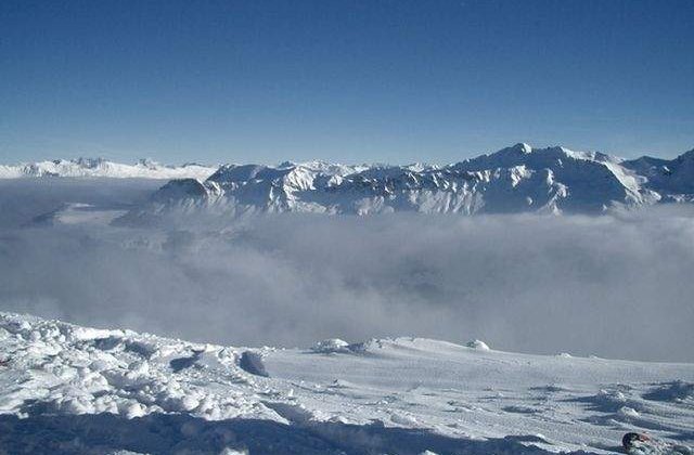 Premiera nationala: Un salvamontist si un alpinist au urcat al doilea varf din Tibet ca inaltime