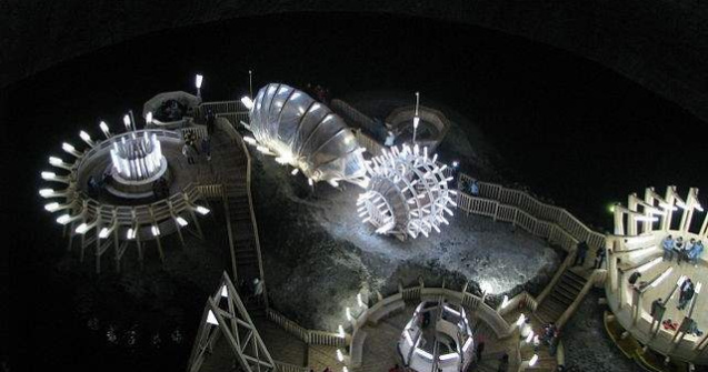 Salina Turda, refugiu in fata caniculei pentru zeci de mii de turisti