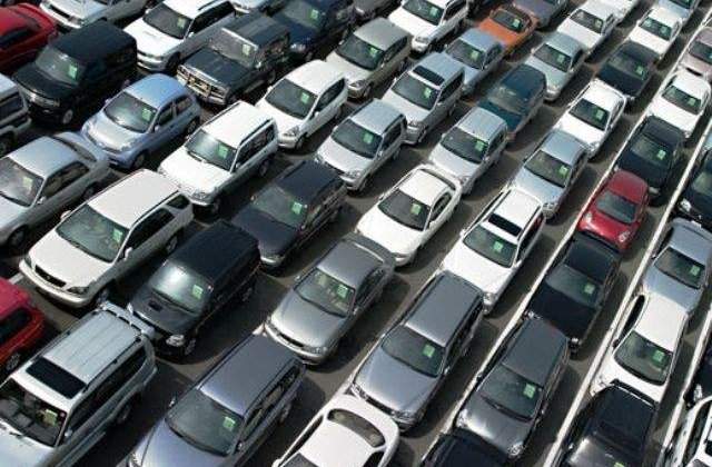 Cluj: Lukoil, amendata dupa ce mai multe masini au alimentat cu apa in loc de benzina