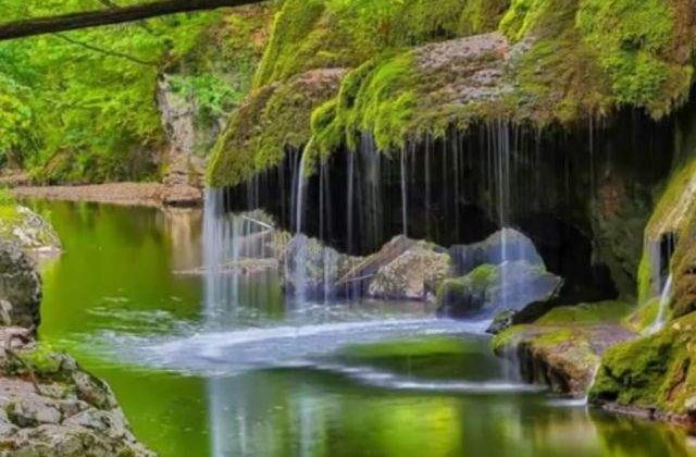 Descopera-ti tara! Cascada Bigar, printre cele mai impresionante cascade din lume
