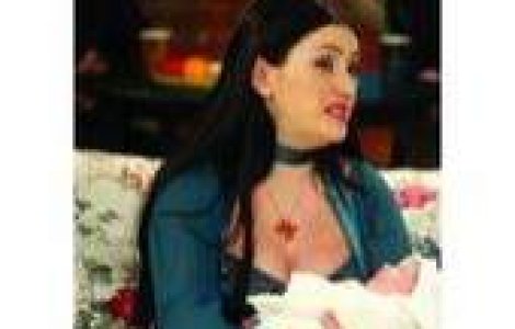 Rona Hartner are copil cu un dansator indian