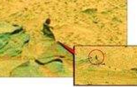 Silueta umana pe Marte