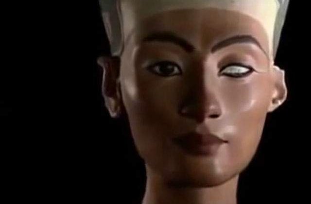 [Video] Arheolog britanic: Mormantul reginei egiptene Nefertiti a fost descoperit