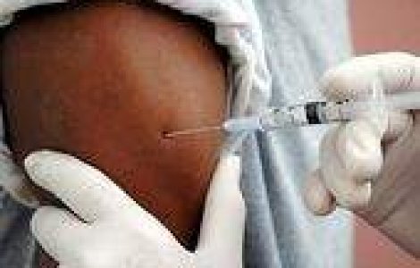 Vaccinul anti-cancer a primit unda verde