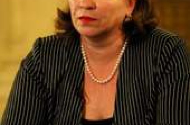 Norica Nicolai este amenintata cu moartea