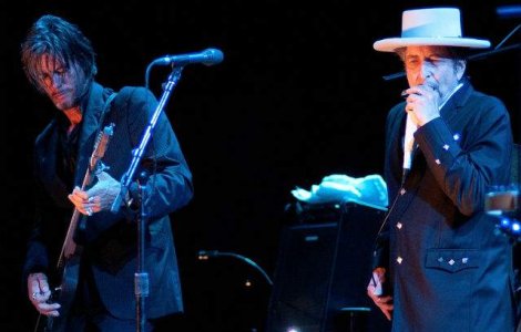 Bob Dylan, numit cel mai bun compozitor de revista Rolling Stone