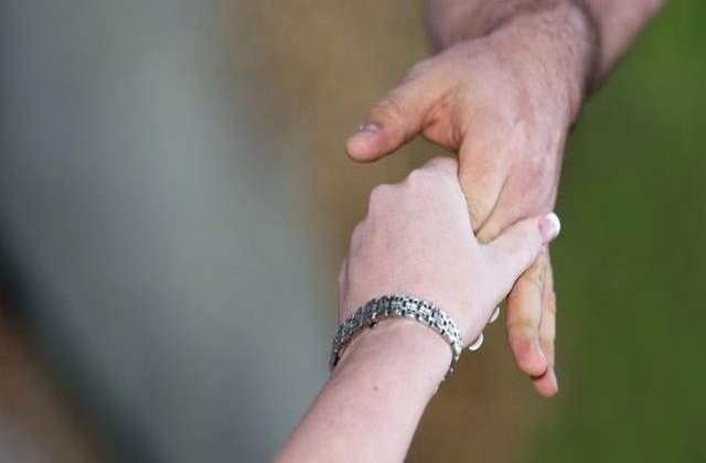 Thom Yorke, solistul trupei Radiohead, si sotia sa s-au despartit