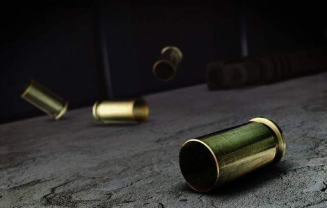 Rupert Friend s-a impuscat, din greseala, in cap