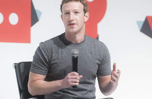 De ce Zuckerberg si alti oameni de succes se imbraca la fel in fiecare zi