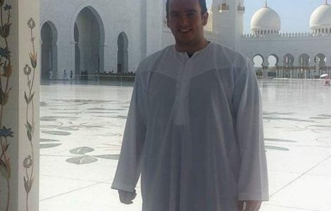  Foto  A aflat ca soferul taxiului nu a fost niciodata intr-un parc de distractii. Asa ca a facut asta