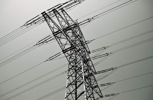 Electrica REDUCE numarul angajatilor din filiale