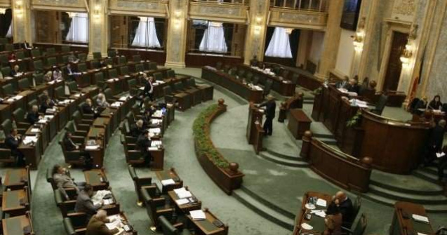Senatorii au votat AMANAREA reexaminarii Codului Fiscal