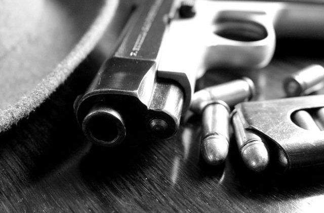 SUA: Un elev de 14 ani a tinut ostatici zeci de colegi, amenintandu-i cu o arma de foc