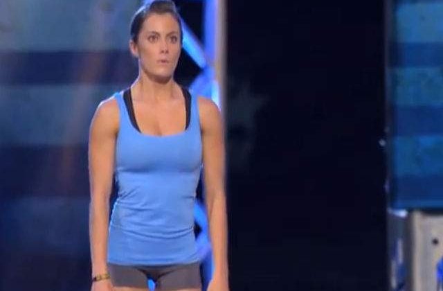 [VIDEO] Femeile sunt sexul slab? Aceasta gimnasta demonstreaza contrariul