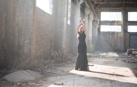 Negrul, culoarea asociata cel mai des cu inteligenta si sex-appealul