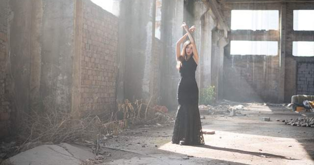 Negrul, culoarea asociata cel mai des cu inteligenta si sex-appealul