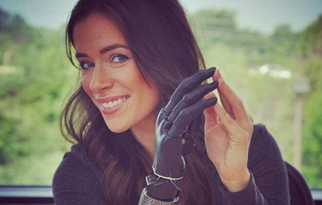  Foto  Rebekah Marine, modelul cu brat bionic care va defila la Saptamana Modei de la New York