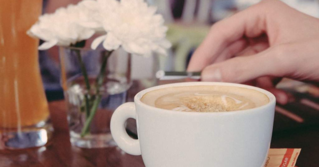 NOU! Pudra de cacao instant cu gust unic de ciocolata si caramel, Lion a ajuns acum si in Romania!