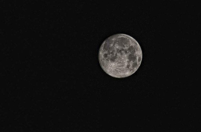 Fenomen rar: Super Luna si eclipsa de Luna, simultan, pe 28 septembrie