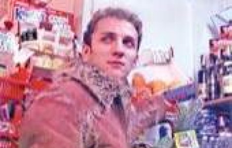 Traistariu vinde prezervative