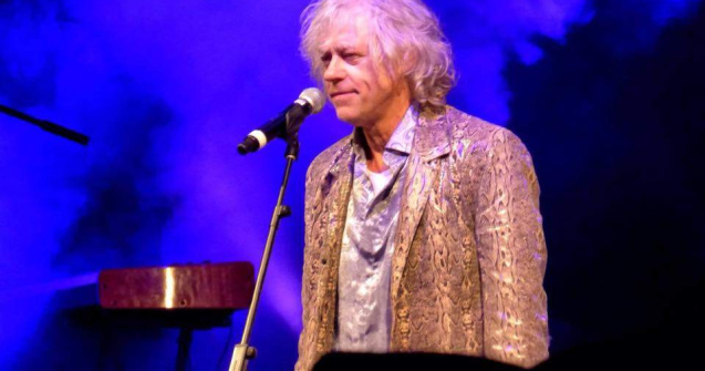 Muzicianul Bob Geldof se ofera sa gazduiasca refugiati