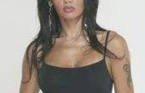 Oana Zavoranu: 'Banuiesc ca mama are un amant mai tanar!'