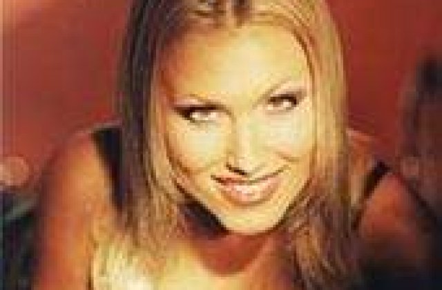 Gigi Becali a dat manelistii pentru Cristina Rus