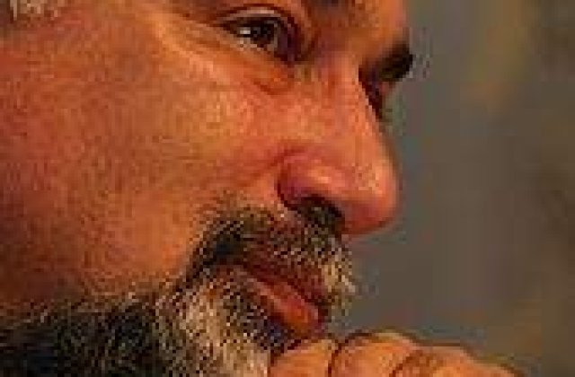 Vosganian bate la usa Kremlinului