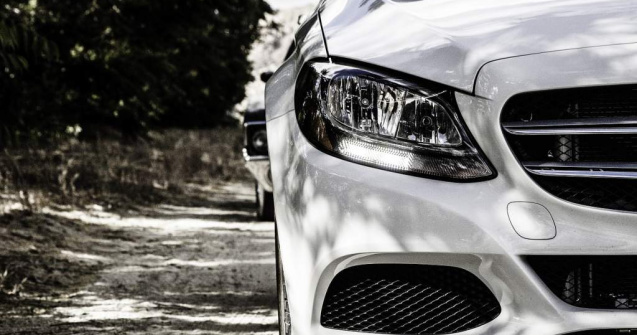 Mercedes-Benz a devenit al doilea mare producator de masini de lux