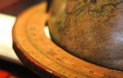  Top  Zece harti care iti vor schimba TOTAL perceptia asupra lumii