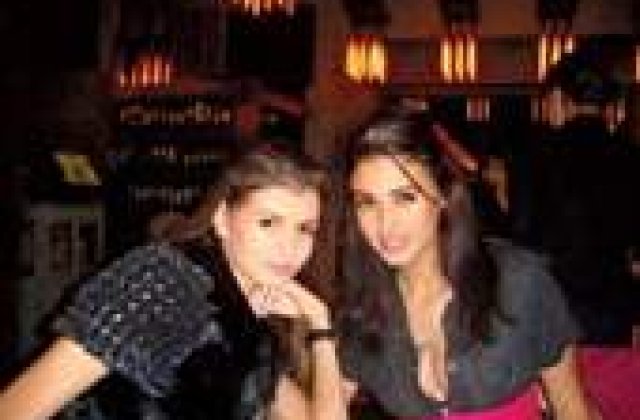 Va place prietena Monicai?