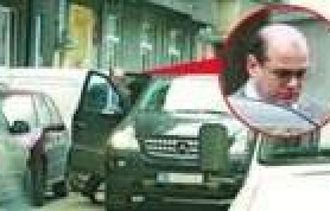 Milionarul de la Loto a fugit in Dubai de frica mafiei