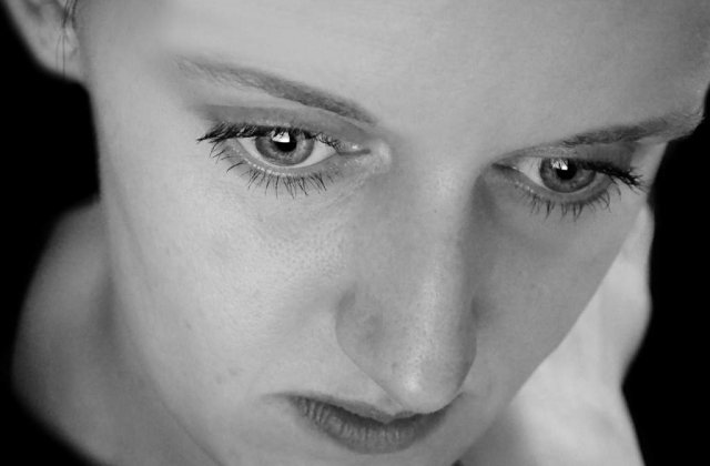 Nu inrautati situatia! Ce NU trebuie sa-i spui unei persoane anxioase