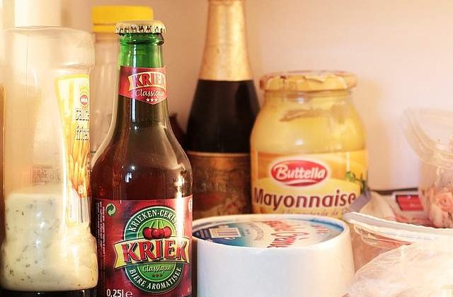 Nu-ti periclita sanatatea! Cat timp poti pastra mancarea in frigider