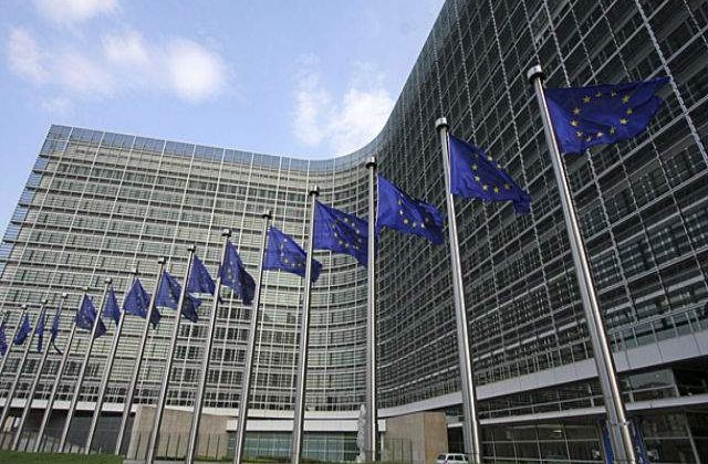 CE sanctioneaza 19 state, inclusiv Romania, in domeniul imigratiei si azilului