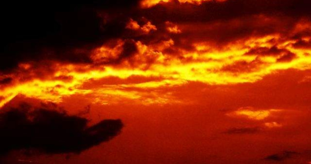  Top  Sfarsitul lumii normale? Teorii ABSURDE despre venirea Apocalipsei