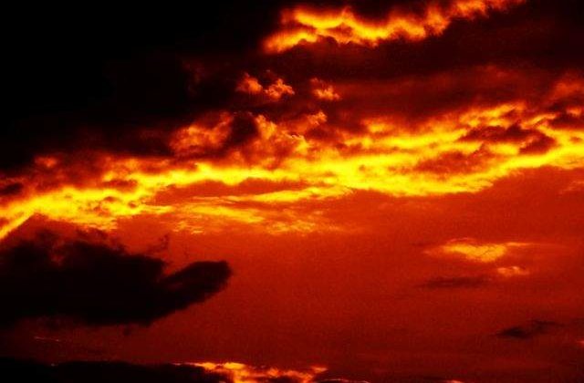 Sfarsitul lumii normale? Cele mai ABSURDE teorii despre venirea Apocalipsei