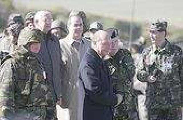 Basescu ii ordona lui Melescanu: stinga-mprejur!