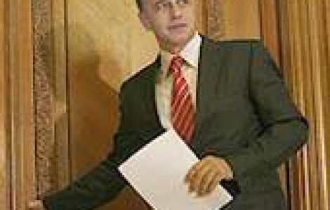 'Basescu va demisiona'