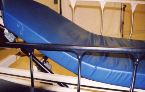 Salariile cadrelor medicale cresc cu 25% incepand de astazi