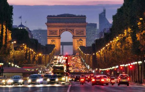  Video  Ziua in care masinile au fost interzise in Paris