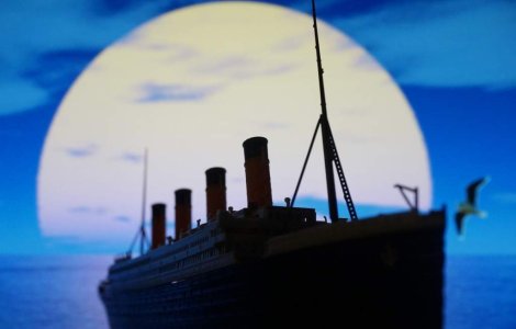 Meniu folosit in timpul ultimului pranz servit pe Titanic, vandut