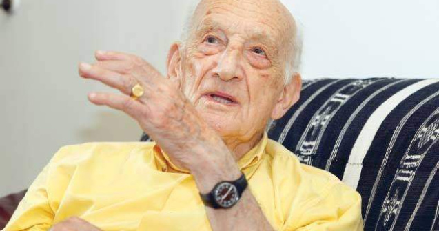 Ateneul Roman: Neagu Djuvara a dezvelit bustul bunicului sau Trandafir Djuvara