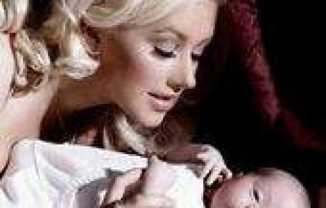 Christina Agueilera - primul pictorial impreuna cu fiul ei