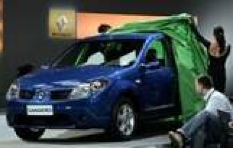 Renault Sandero mai ieftin decat Loganul