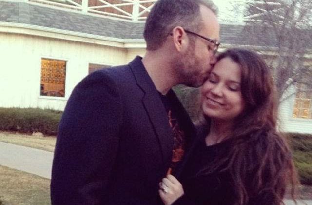 [FOTO] Si-a cunoscut viitoarea sotie din cauza unei erori a Facebook-ului