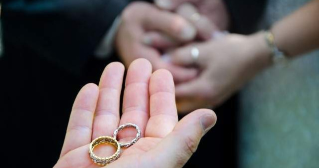 Fiica adoptiva a actorilor Nicole Kidman si Tom Cruise s-a casatorit in secret